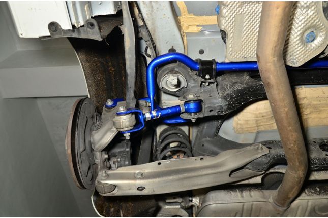 A CLASS'13 W176, W246 B CLASS'12, CLA'13 C117rear track rod control arm (ball bearing) 2PCS / SET