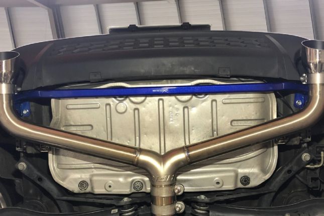 VOLKSWAGEN GOLF '14 - MK7 subframe bracket - 1PCS / SET