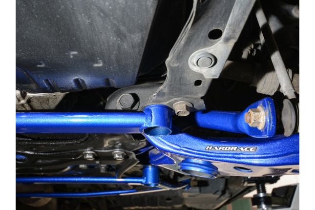 Toyota RAV4 '13 -18 voor onder beugel - 1PCS / SET