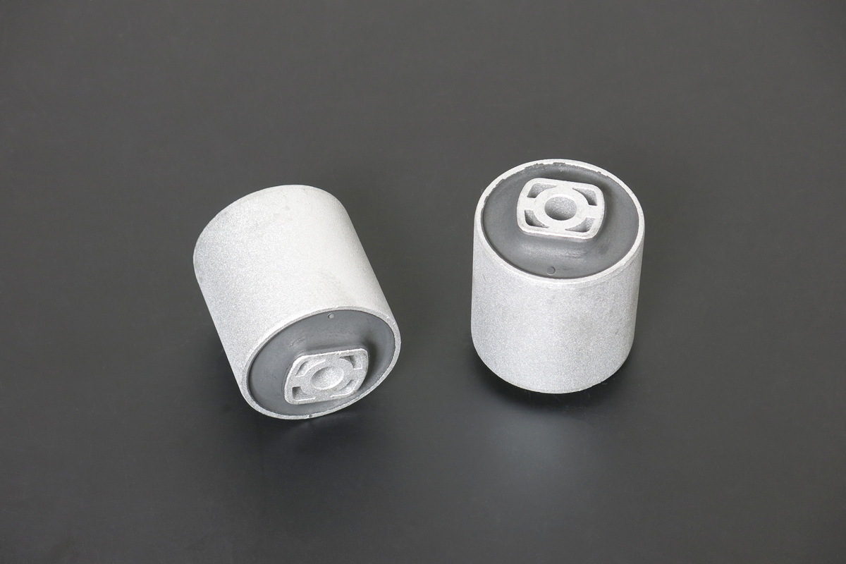 AUDI A4 '08 -15 VOOR KLEINE achter draagarm bus OD = 64.6MM (hard RUBBER) 2PCS / SET