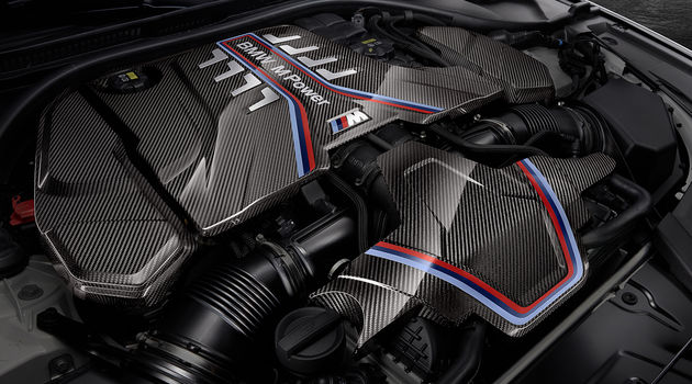 BMW M Performance Engine cover extension set, Carbon