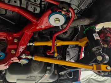 Instelbare bovenste camber arm achterzijde Alu E46/Z4 (Incl M, alleen voor schroefsets) IRP