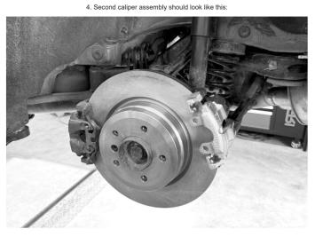 Achterste tweede remklauw adapter (beugel) BMW E8x, E9x IRP