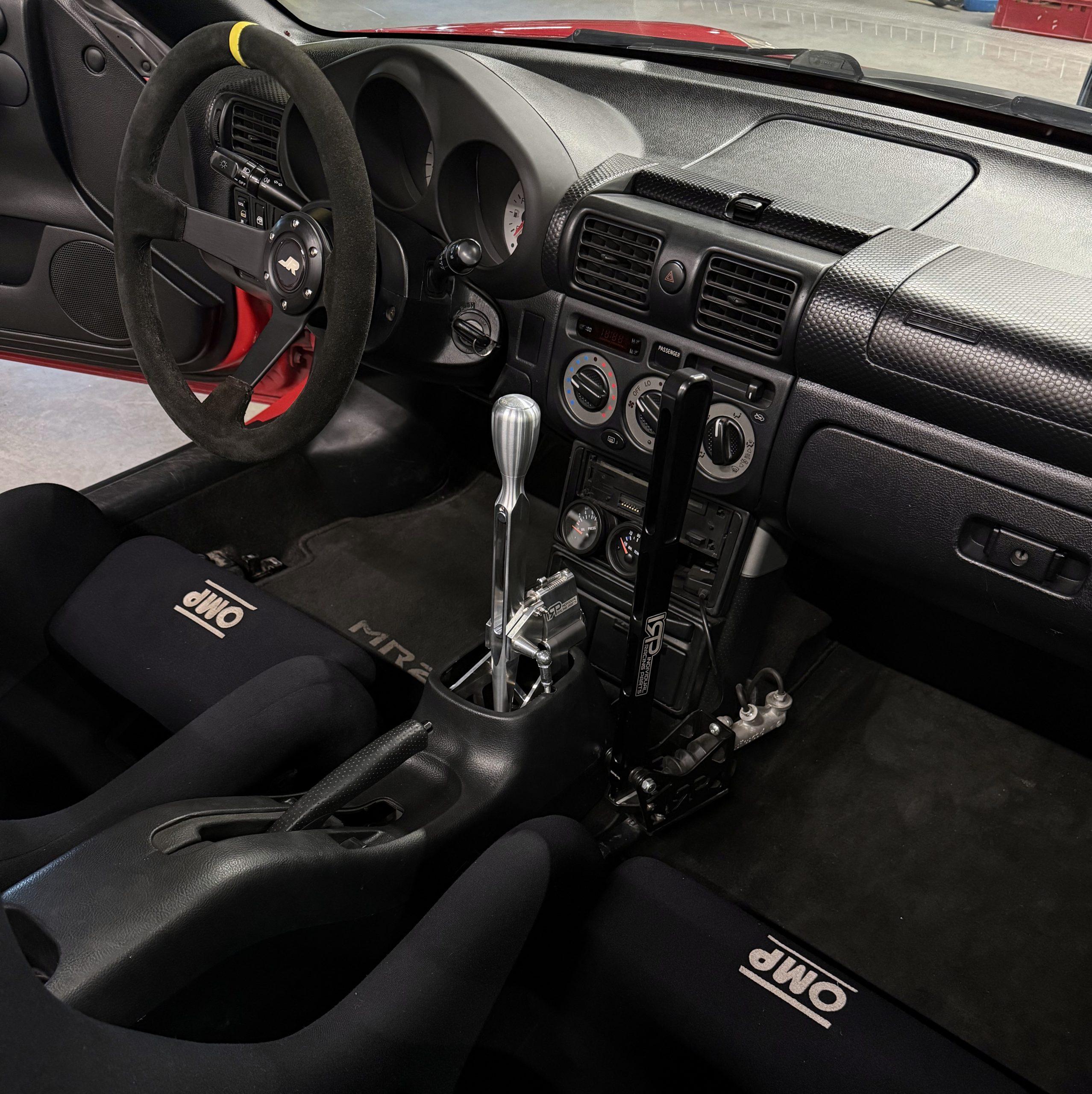 Short shifter Toyota MR2 / MR-S ZZW30 5 – 6 speed gearbox - Black with purple button