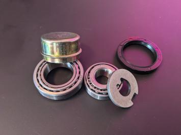 BMW 02/E3/E9/NK/E21/E12/E24 voor wiellager set