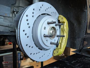 E46 M3 Performance remmenset (17