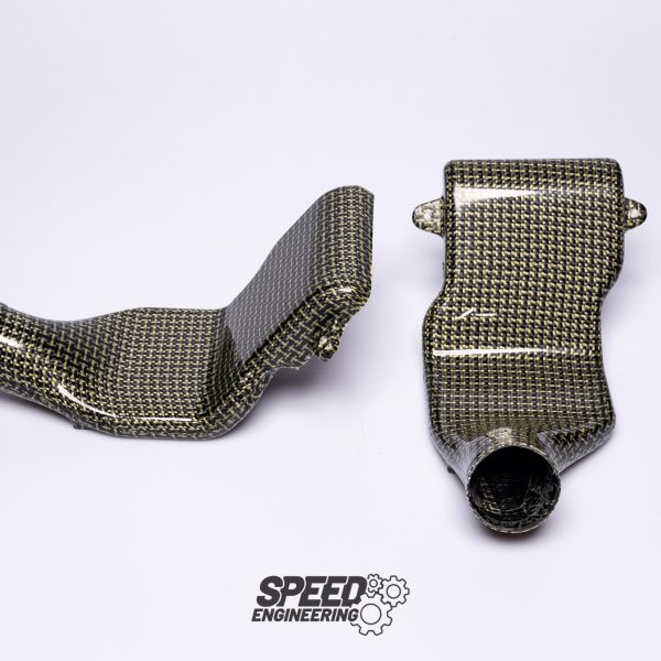 Carbon brake cooling inlet suitable for BMW M2C set