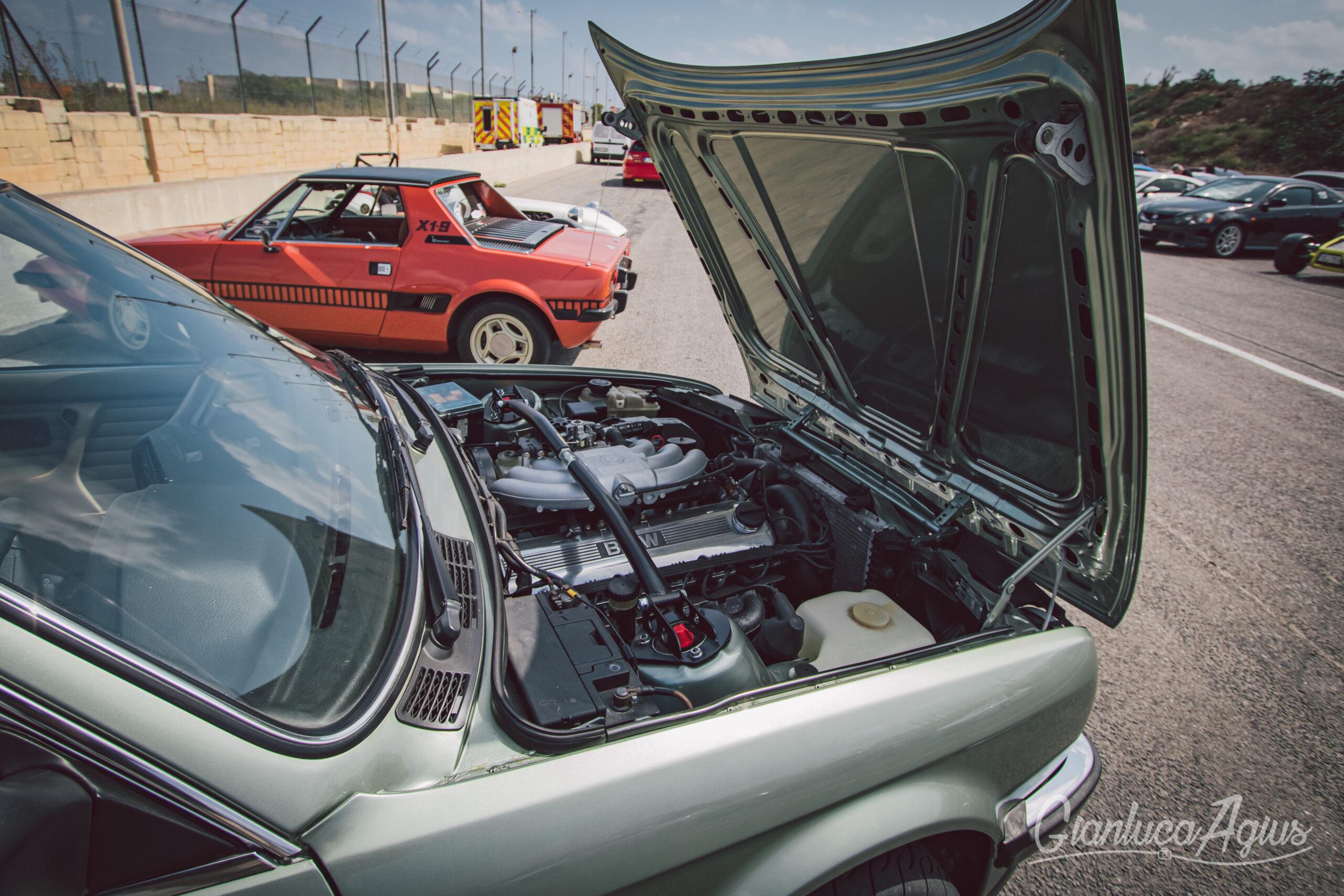 Vooraan verstelbare veerpootbrug (van staal) BMW E30