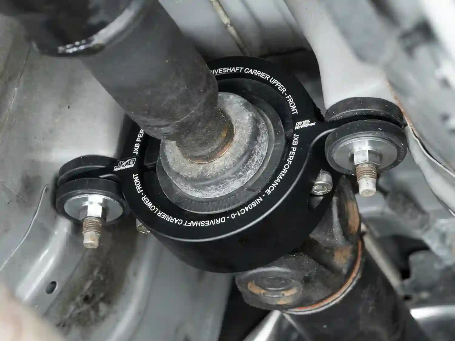JXB Performance Aandrijfas Middenlagerdrager Upgrade voor Infiniti V37 Q50/Q60 (NIS03/4A0)