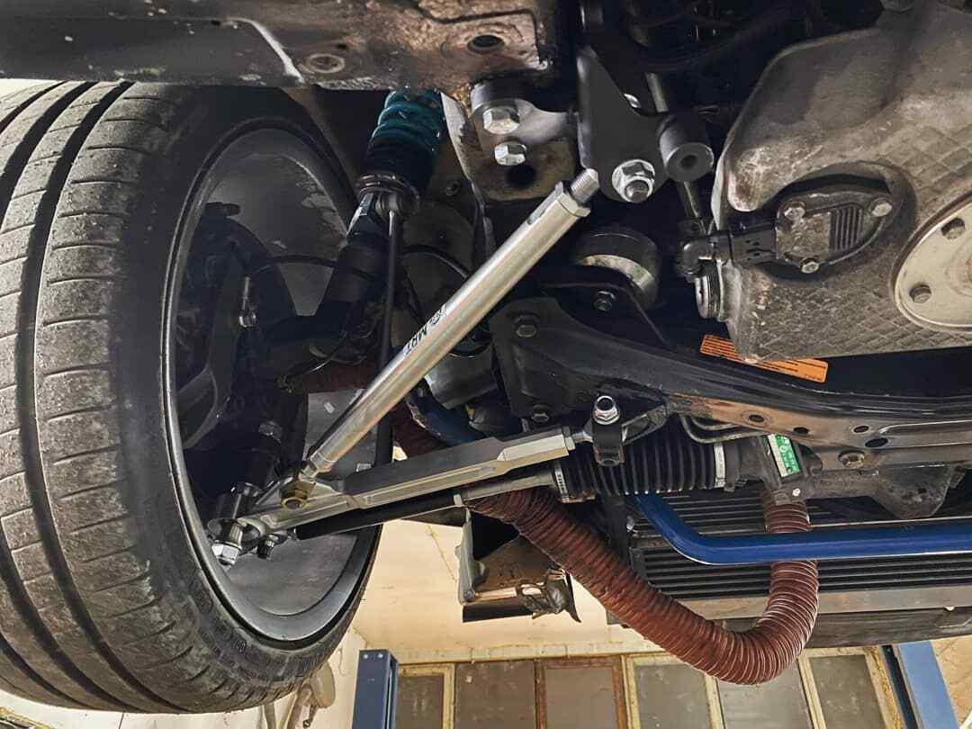 BMW E30 / E36 / E46 - RACE front control arm -kit - E30 non-M / E30 M3 / E30 non-M / E30 M3 / Standard